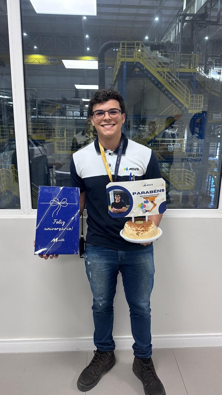 Integrado ao time de Engenharia de Automação, celebrando juntos mais um ano de vida.